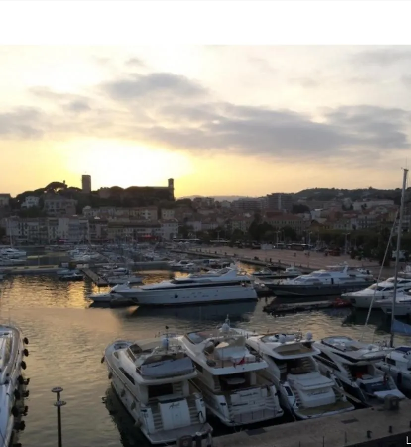 Chez Jude Le Suquet Daire Cannes 0*,  Fransa